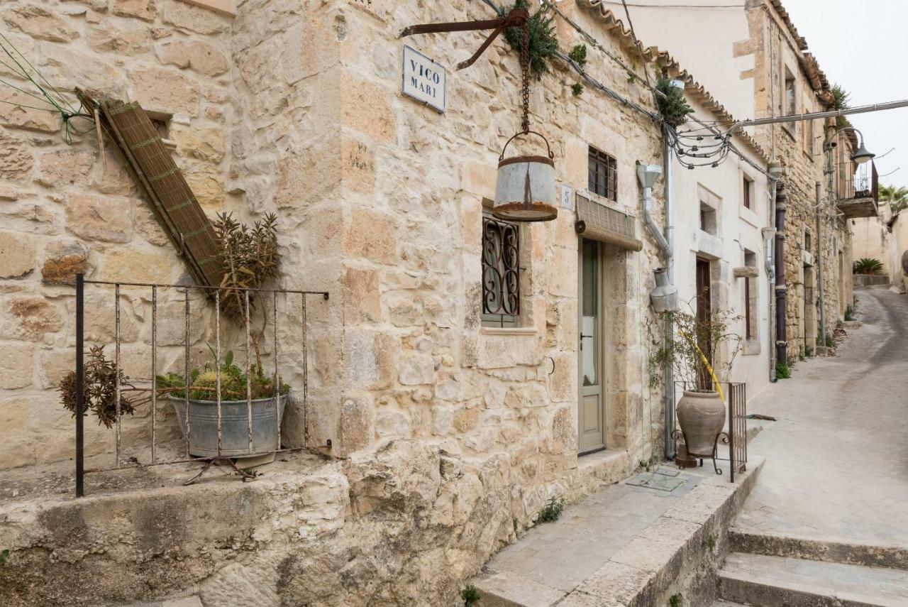 Casa Petra By Wonderful Italy Lägenhet Modica Exteriör bild